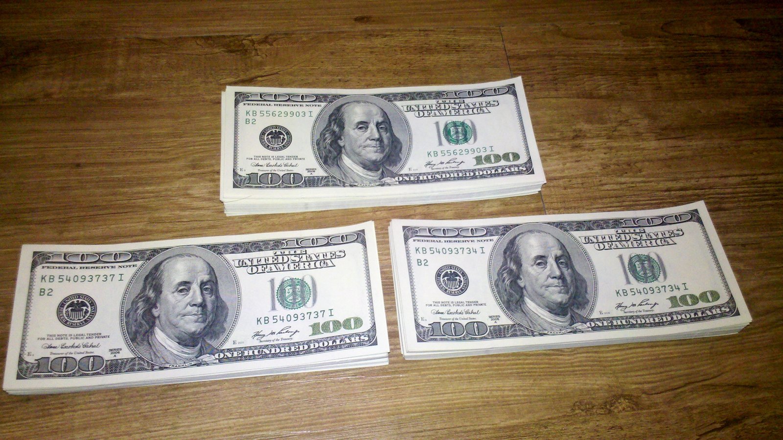 Billetes de dólar estadounidense de distintas denominaciones